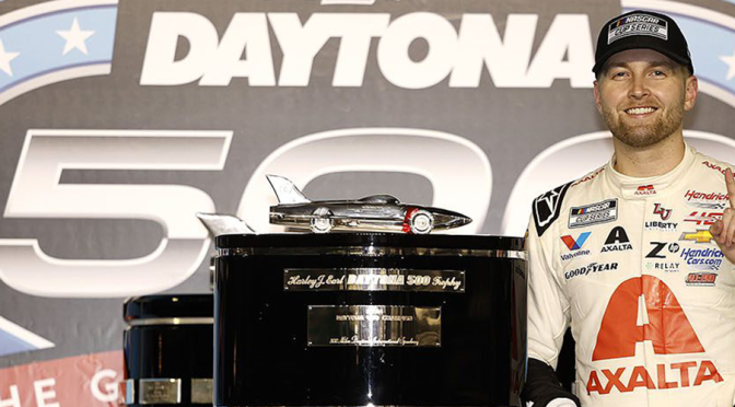 Featured Image for William Byron wins DAYTONA 500 under caution after frenetic next-to-last lap